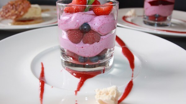 Mousse de cassis aux fruits rouges